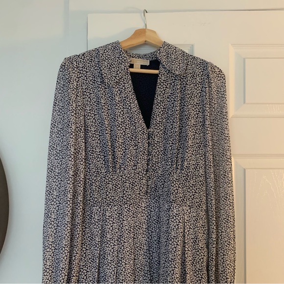 Michael Kors Heart-Print Georgette Tie-Neck Dress - Picture 5 of 9